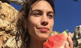 创作灵感娱乐圈吃瓜,揭秘明星背后的“吃瓜”故事